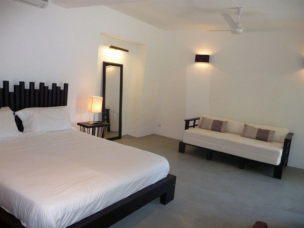 Esprit Libre Restaurant & Guest House Grand-Baie Dış mekan fotoğraf