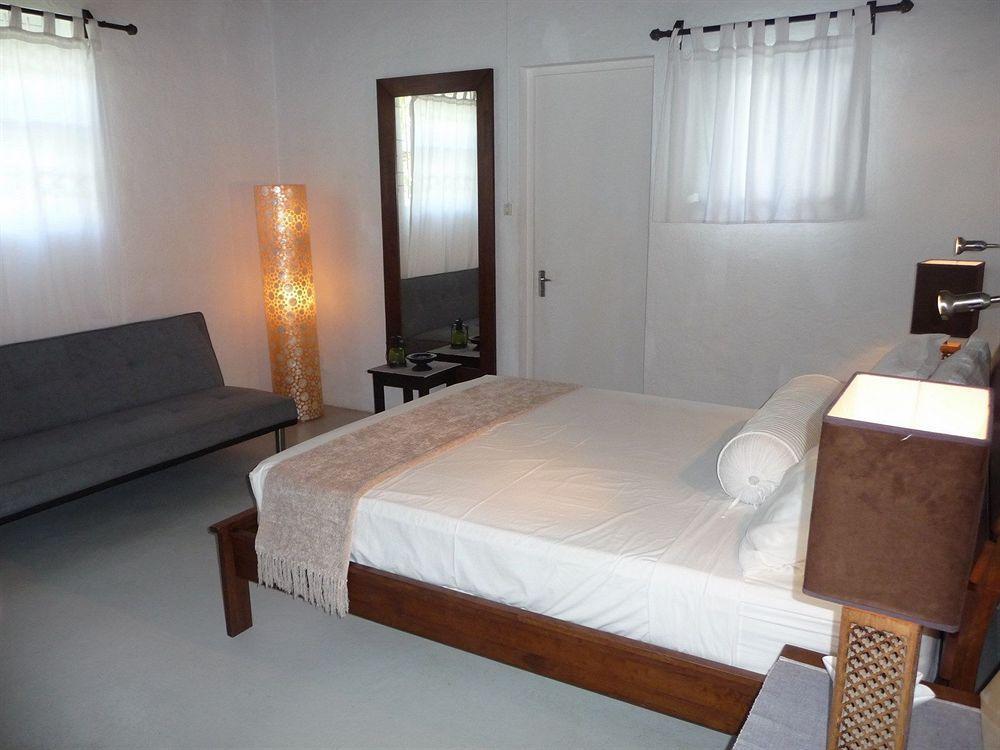 Esprit Libre Restaurant & Guest House Grand-Baie Dış mekan fotoğraf