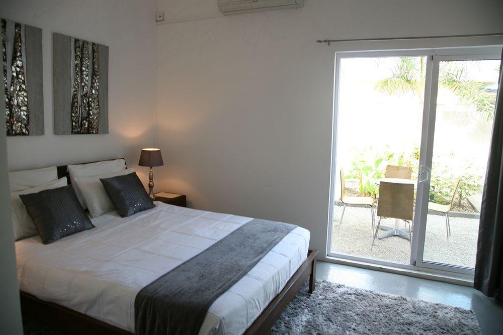 Esprit Libre Restaurant & Guest House Grand-Baie Dış mekan fotoğraf