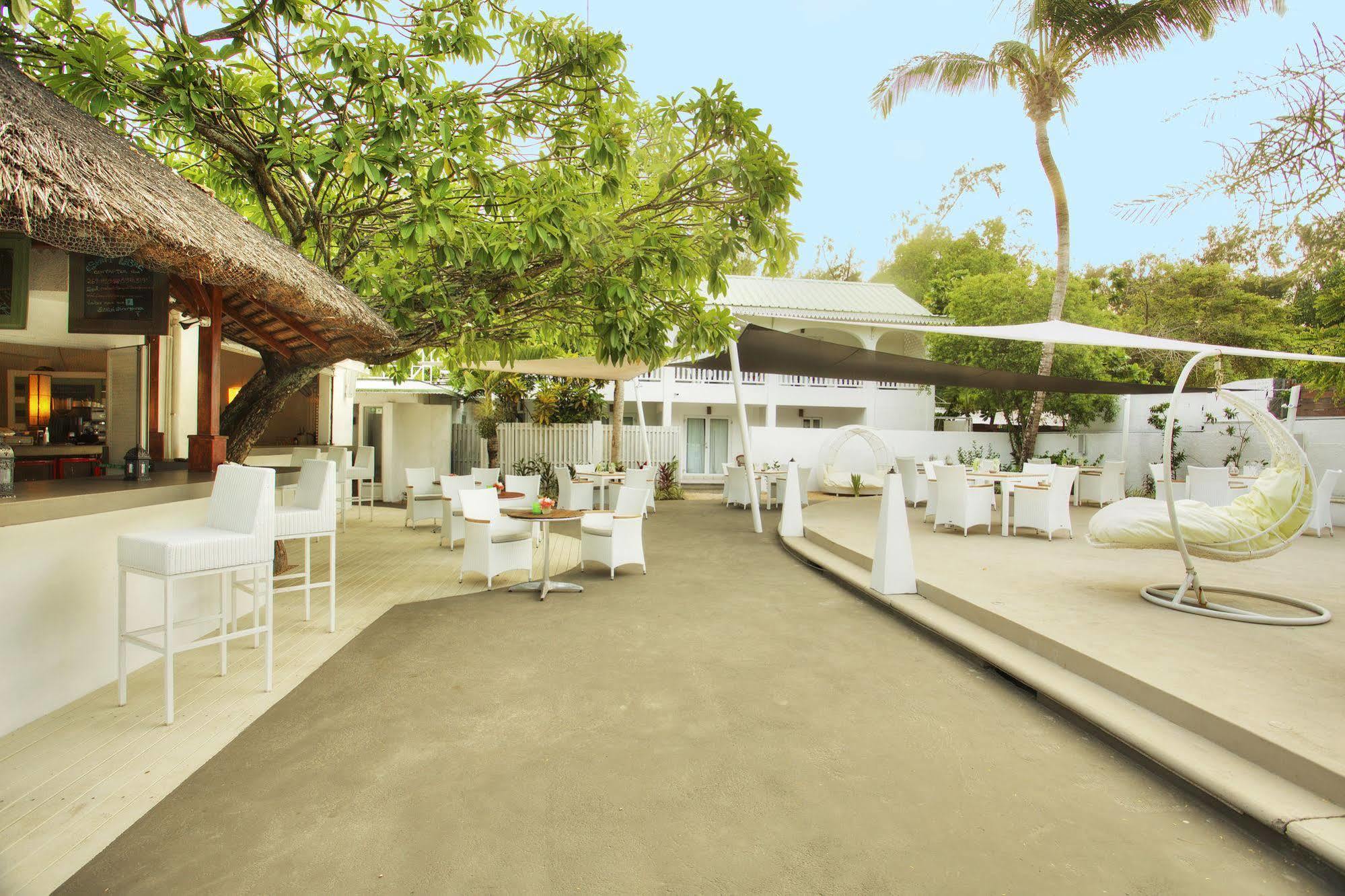 Esprit Libre Restaurant & Guest House Grand-Baie Dış mekan fotoğraf