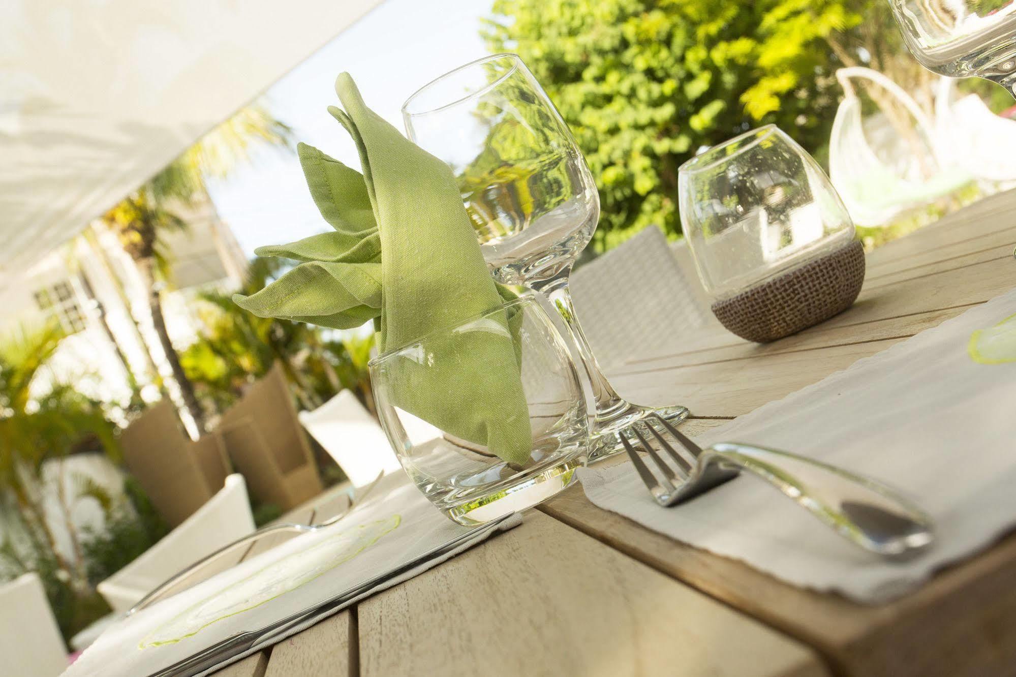 Esprit Libre Restaurant & Guest House Grand-Baie Dış mekan fotoğraf